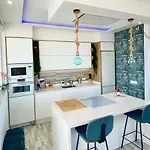 Blanca Tenerife - Atico Loft * San Isidro (Tenerife)